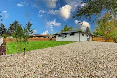 2525 S Ivanhoe Place, Denver, CO 80222 - Photo 34