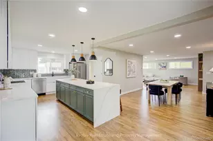 2525 S Ivanhoe Pl, Denver, CO 80222 - Photo 18