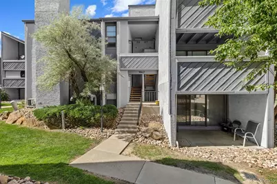 9867 E Peakview Avenue #E1, Englewood, CO 80111 - Photo 2
