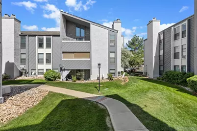 9867 E Peakview Avenue #E1, Englewood, CO 80111 - Photo 1