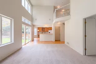 821 Sage Sparrow Circle, Highlands Ranch, CO 80129 - Photo 10
