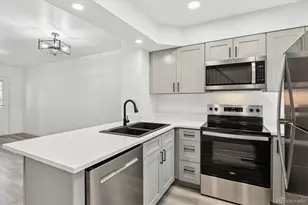 1811 S Quebec Way, Denver, CO 80231 - Photo 12