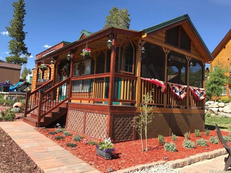 187 County Road 640, Silvercreek, CO 80446-8710