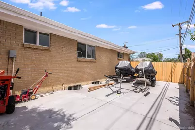 402 Ursula Street, Aurora, CO 80011 - Photo 30