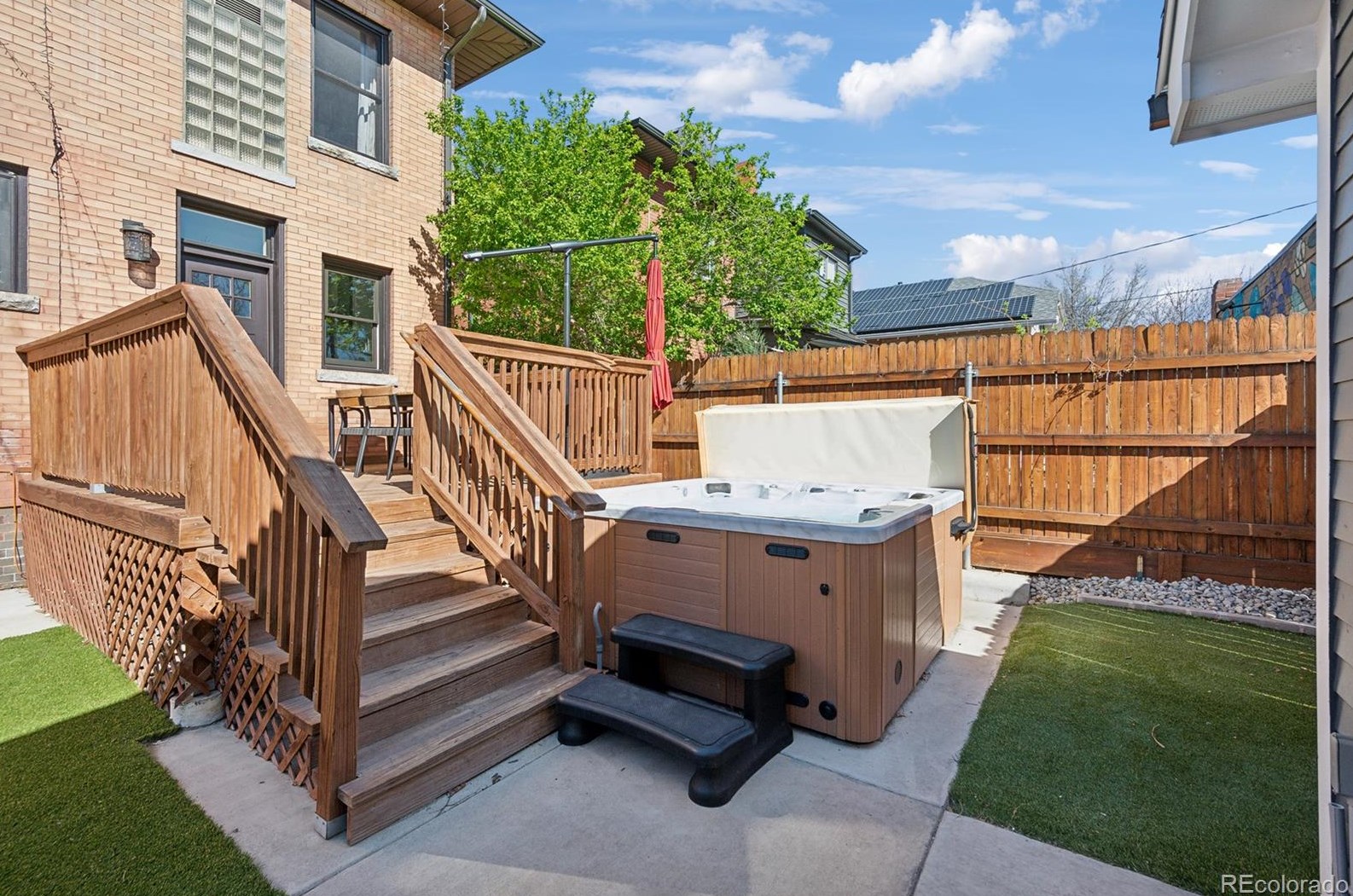 614 Josephine St, Denver CO  80206-3723 exterior