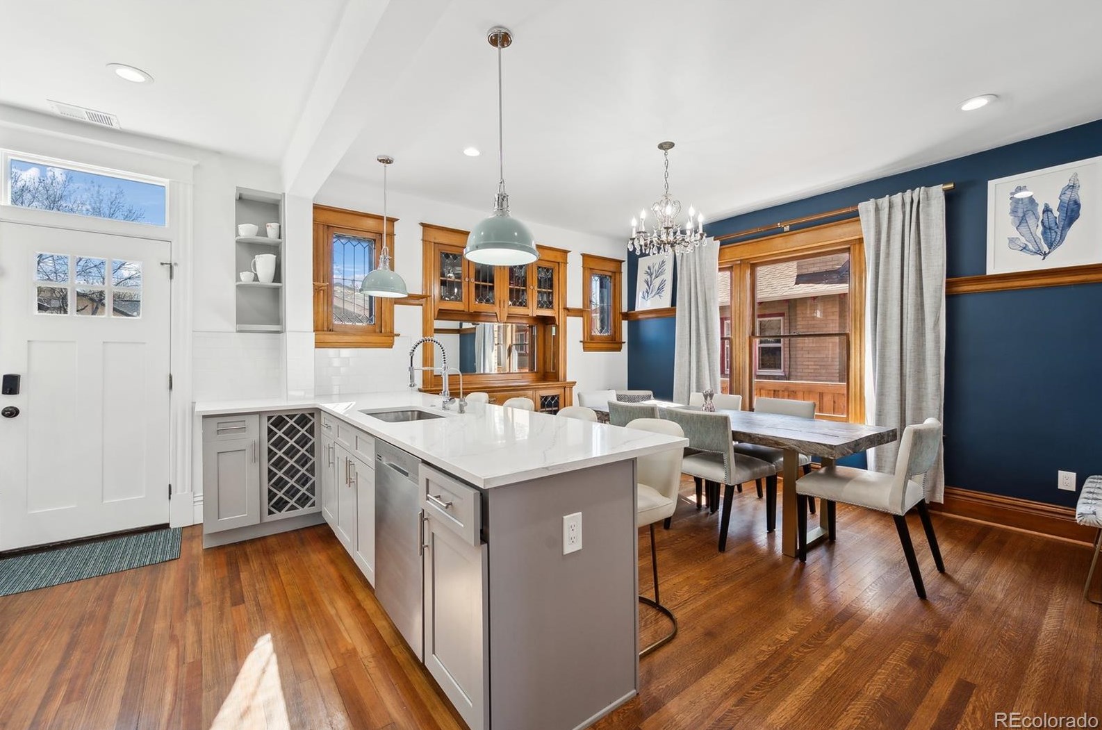 614 Josephine St, Denver CO  80206-3723 exterior