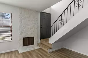 1284 S Crystal Way, Aurora, CO 80012 - Photo 4