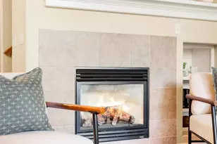 8922 E Otero Pl, Englewood, CO 80112 - Photo 6