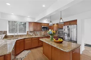 9195 Sugarstone Cir, Highlands Ranch, CO 80130 - Photo 4