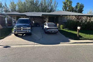 8548 W 62nd Pl, Arvada, CO 80004 - Photo 2