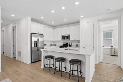 15979 Xanthia Way, Thornton, CO 80602 - Photo 4