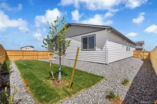 2737 Mosker St, Strasburg, CO 80136 - Photo 18