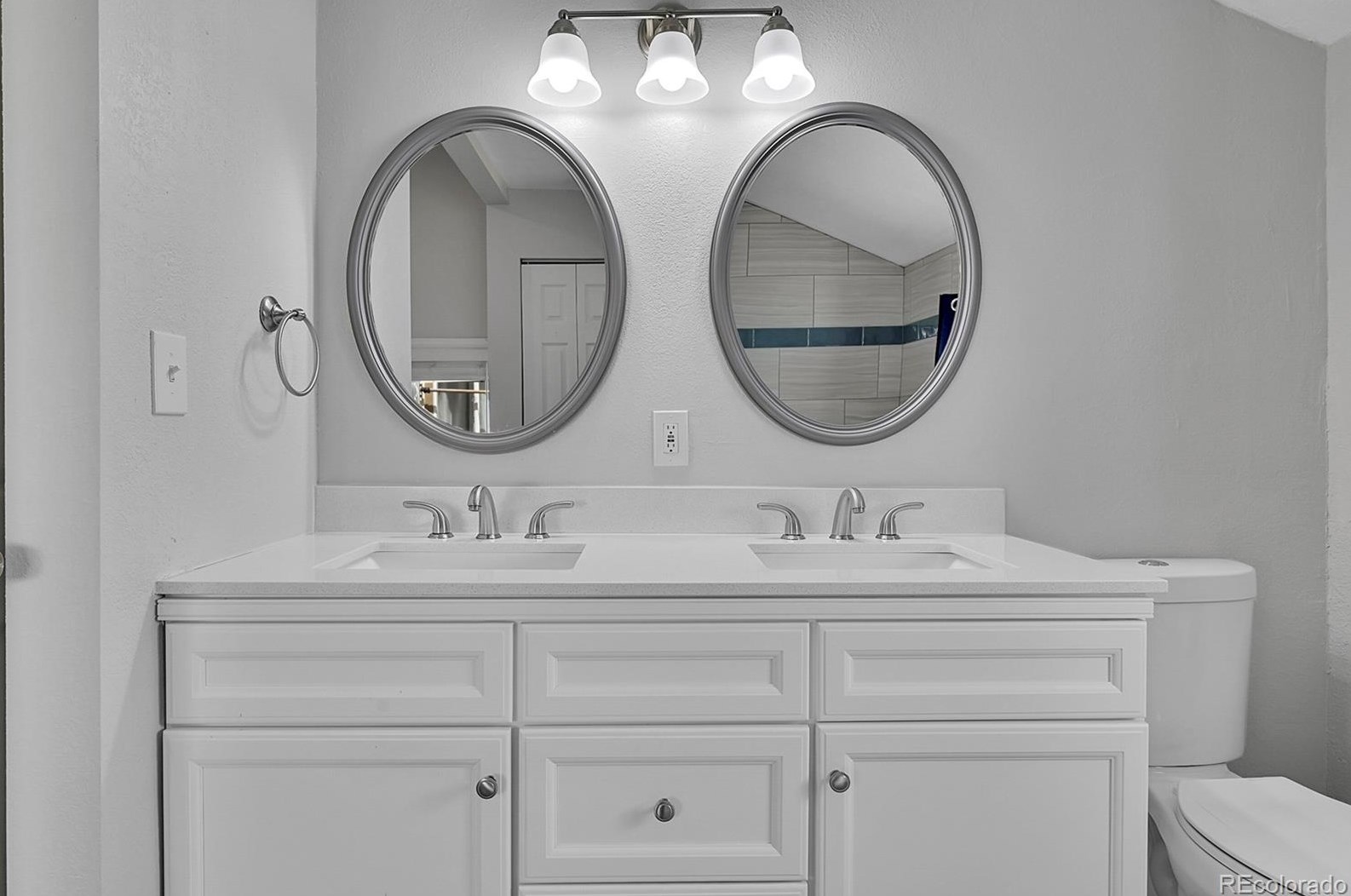 1904 Iola St, Denver CO  80010-2342 exterior