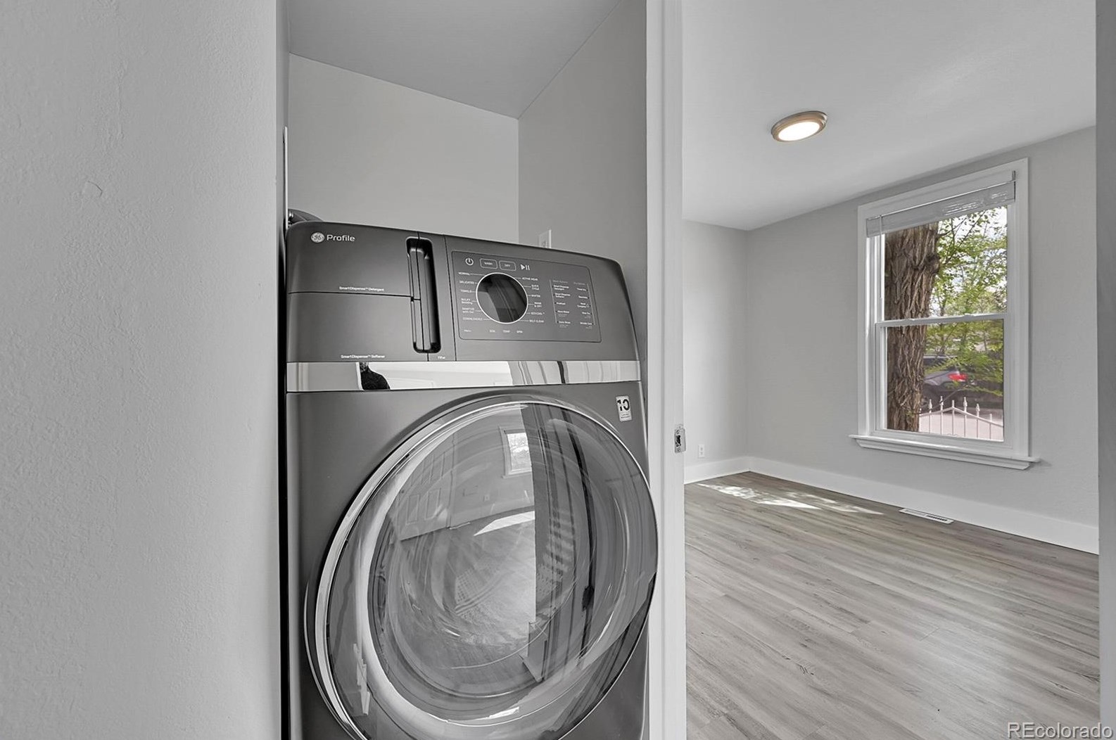 1904 Iola St, Denver CO  80010-2342 exterior