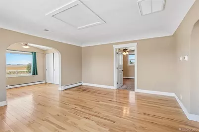 33649 Highway 52, Keenesburg, CO 80643 - Photo 10