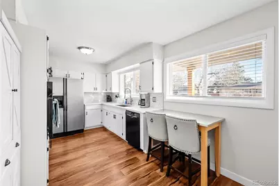 841 E Oakwood Avenue, Centennial, CO 80121 - Photo 4