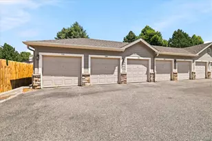 1509 S Florence Ct, Aurora, CO 80247 - Photo 26