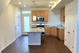 4068 N Quatar Ct, Aurora, CO 80019 - Photo 2