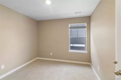 827 N Quatar Street, Aurora, CO 80018 - Photo 18