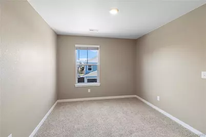 827 N Quatar Street, Aurora, CO 80018 - Photo 22