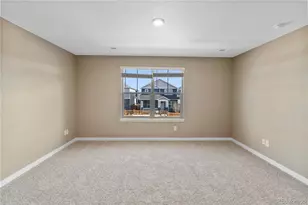 827 N Quatar St, Aurora, CO 80018 - Photo 12