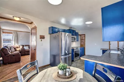 447 W 8th Street, Loveland, CO 80537 - Photo 6