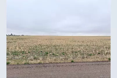 9650 N Manila Road, Bennett, CO 80237 - Photo 2