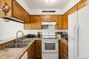 8805 W Floyd Ave, Lakewood, CO 80227 - Photo 10