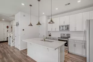 4397 S Netherland Ct, Aurora, CO 80015 - Photo 4