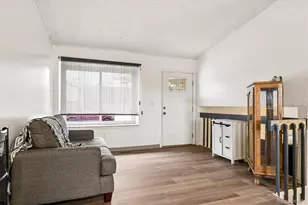 1672 S Cathay St, Aurora, CO 80017 - Photo 4