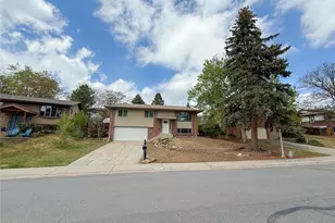 1437 S Yank St, Lakewood, CO 80228 - Photo 2