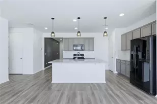 10562 Yosemite St, Commerce City, CO 80640 - Photo 10