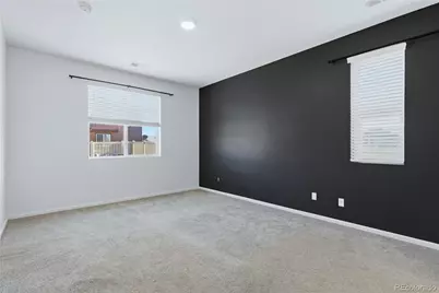 10562 Yosemite Street, Commerce City, CO 80640 - Photo 18