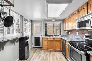 16066 E Ithaca Pl, Aurora, CO 80013 - Photo 10