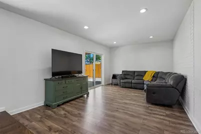 6017 Vivian Court, Arvada, CO 80004 - Photo 6