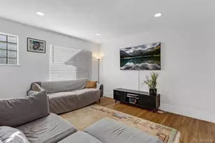 2885 Oneida St, Denver, CO 80207 - Photo 10