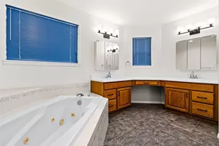 1151 W Buena Ventura Ct, Pueblo, CO 81007 - Photo 18