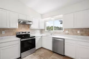 15889 E Mansfield Ave, Aurora, CO 80013 - Photo 12