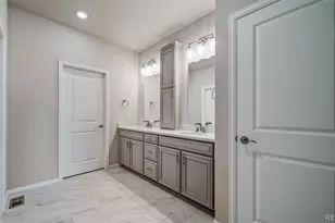 5004 N Tempe St, Aurora, CO 80019 - Photo 18