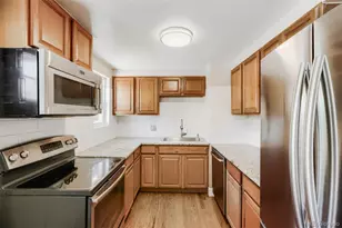 6937 W 53rd Pl, Arvada, CO 80002 - Photo 6