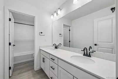 3731 N Hayleyville Street, Aurora, CO 80019 - Photo 20