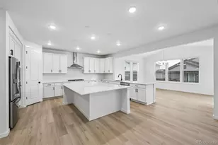 3731 N Hayleyville St, Aurora, CO 80019 - Photo 10