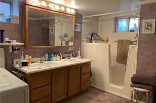 1143 S Corona St, Denver, CO 80210 - Photo 32