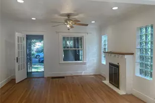 1143 S Corona St, Denver, CO 80210 - Photo 4