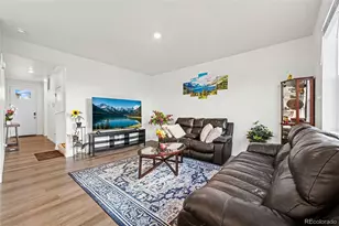 15771 Roslyn St, Thornton, CO 80602 - Photo 6