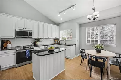 1070 Thornbury Place, Highlands Ranch, CO 80129 - Photo 8