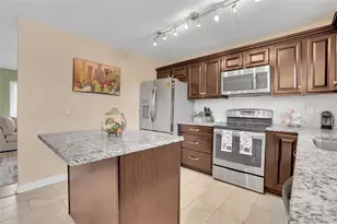 1599 S Bahama St, Aurora, CO 80017 - Photo 12