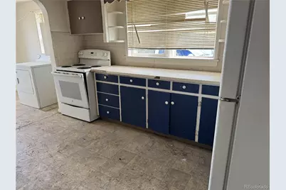 141 E Bromley Lane, Brighton, CO 80601 - Photo 4