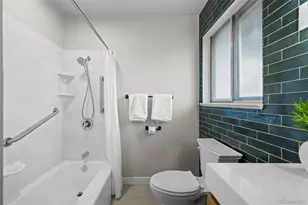 442 Titan Ct, Aurora, CO 80011 - Photo 18