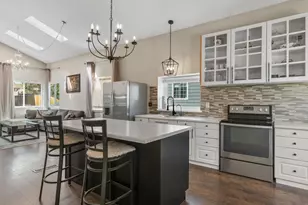 15090 Bolling Dr, Denver, CO 80239 - Photo 4